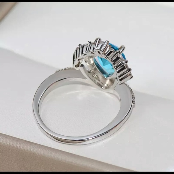 Aqua blue cubic zirconia ring Women silver ring - Picture 8 of 9